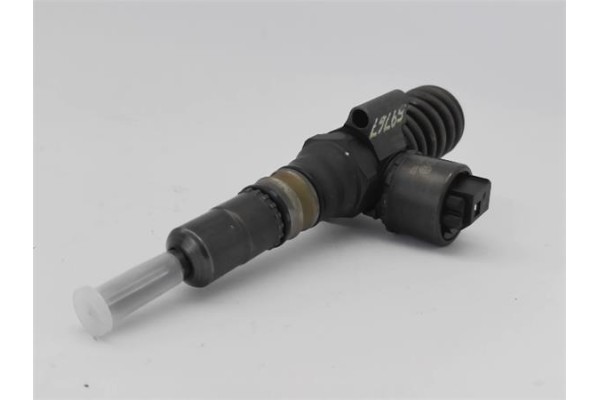 Recambio de inyector para audi a3 sportback (8pa) 2.0 tdi ambiente referencia OEM IAM 03G130073G  