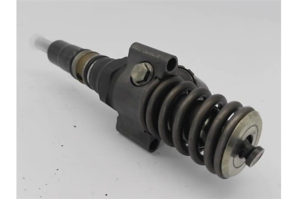 Recambio de inyector para audi a3 sportback (8pa) 2.0 tdi ambiente referencia OEM IAM 03G130073G  