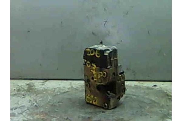 Recambio de cierre electromagnetico delantero izquierdo para peugeot 206 berlina (1998) 1.4 hdi eco 70 referencia OEM IAM   