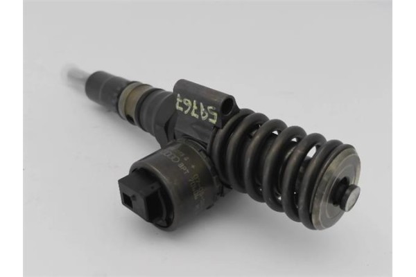 Recambio de inyector para audi a3 sportback (8pa) 2.0 tdi ambiente referencia OEM IAM 03G130073G  