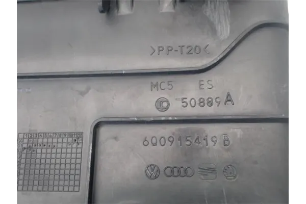 Recambio de recubrimiento bateria para seat ibiza (6l1) 1.9 tdi referencia OEM IAM 6Q0915429B 6Q0915429B 