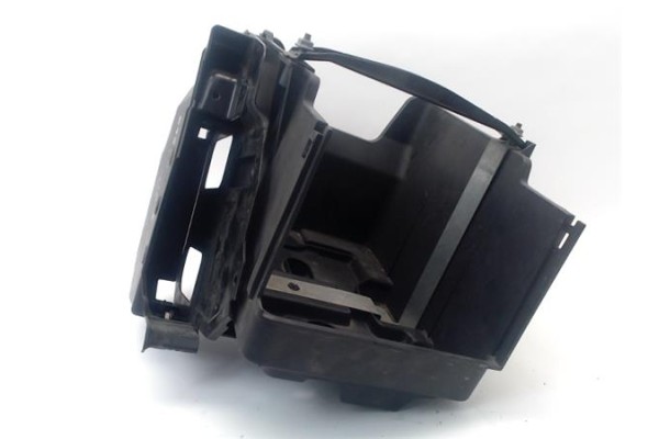 Recambio de soporte bateria para ford fiesta vi 1.25 referencia OEM IAM 8V2110723AD  