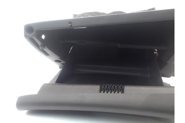 Recambio de guantera salpicadero para opel astra j 1.6 referencia OEM IAM 13306490  