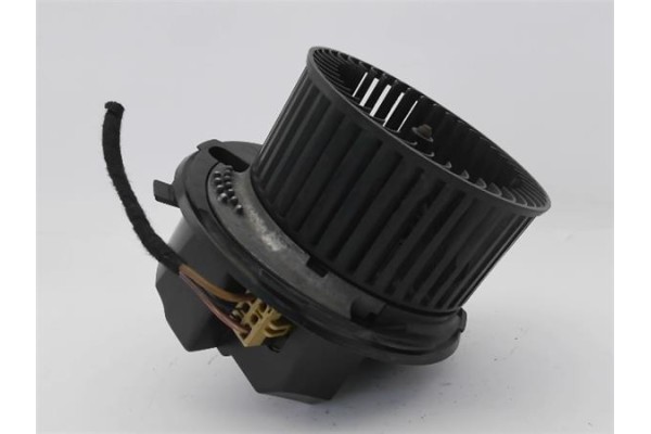 Recambio de motor calefaccion para audi a3 sportback (8pa) 2.0 tdi ambiente referencia OEM IAM 1K1820015C  