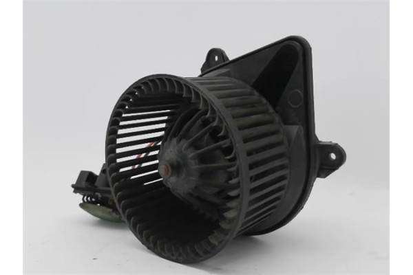 Recambio de motor calefaccion para renault trafic ii furgón (fl) 2.5 dti referencia OEM IAM 7701050310  