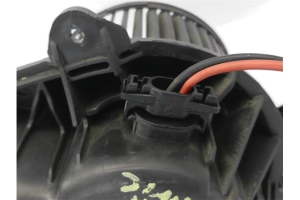 Recambio de motor calefaccion para renault trafic ii furgón (fl) 2.5 dti referencia OEM IAM 7701050310  