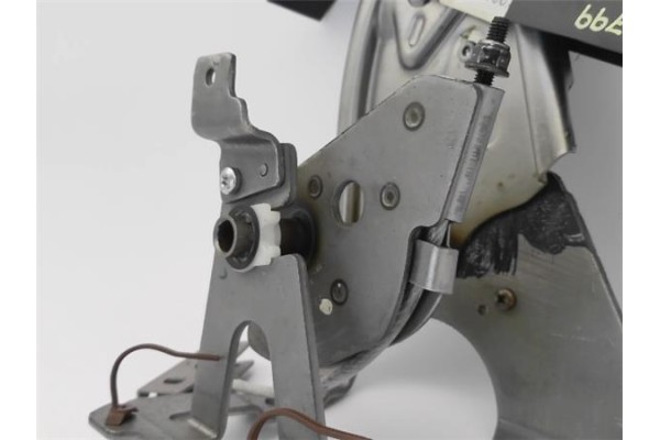 Recambio de palanca freno de mano para nissan qashqai (j10) 1.6 360 referencia OEM IAM 11319443B023313  
