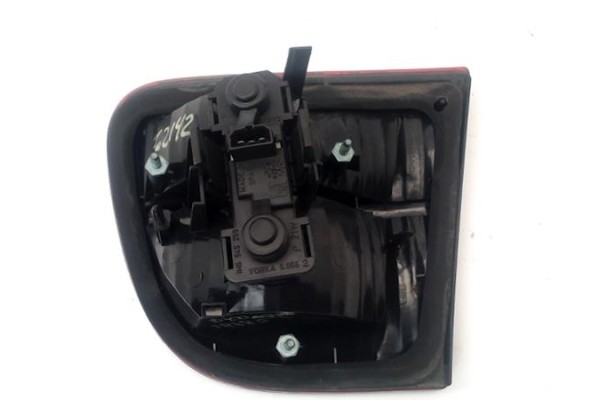 Recambio de piloto porton trasero izquierdo para seat leon (1m1) 1.9 tdi referencia OEM IAM 1M6945091B  