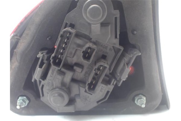 Recambio de piloto trasero derecho para seat leon (1m1) 1.9 tdi referencia OEM IAM 1M6945112 1M6945096 