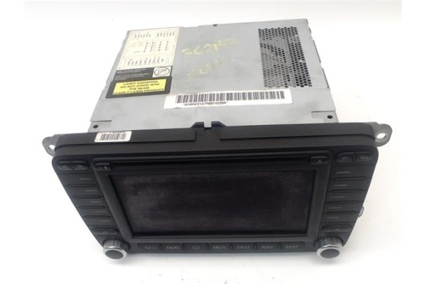 Recambio de autoradio para volkswagen golf v plus (5m1) 2.0 tdi 16v referencia OEM IAM 1K0035198B  