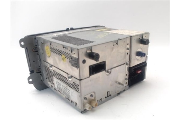 Recambio de autoradio para volkswagen golf v plus (5m1) 2.0 tdi 16v referencia OEM IAM 1K0035198B  
