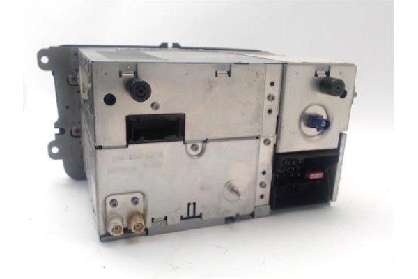 Recambio de autoradio para volkswagen golf v plus (5m1) 2.0 tdi 16v referencia OEM IAM 1K0035198B  