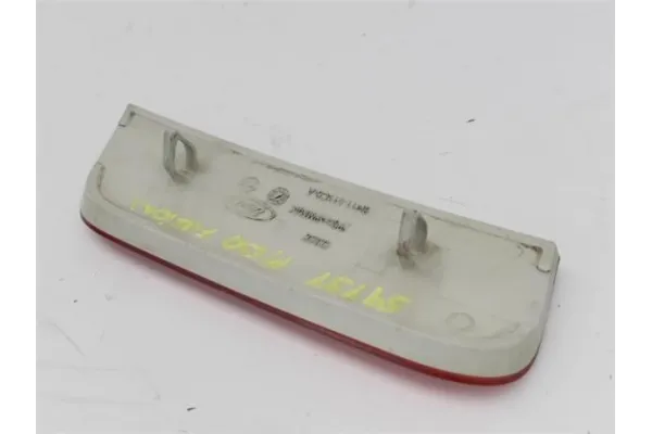 Recambio de reflectante paragolpes trasero para ford fusion (cbk) 1.4 referencia OEM IAM 1207550  