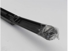 Recambio de brazo limpiaparabrisas delantero derecho para audi a3 sportback (8pa) 2.0 tdi ambiente referencia OEM IAM 8P1955408 