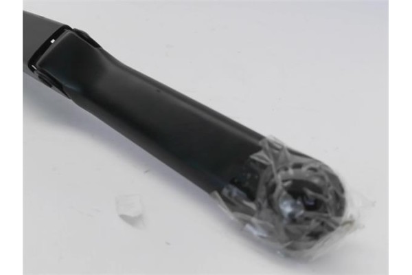 Recambio de brazo limpiaparabrisas delantero derecho para audi a3 sportback (8pa) 2.0 tdi ambiente referencia OEM IAM 8P1955408 