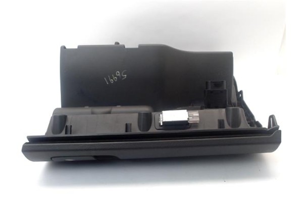 Recambio de guantera salpicadero para volkswagen golf v plus (5m1) 2.0 tdi 16v referencia OEM IAM 5M1857101F 5M1857114D 