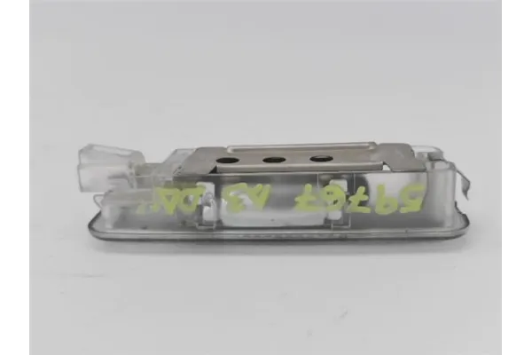 Recambio de piloto matricula trasero izquierdo para audi a3 sportback (8pa) 2.0 tdi ambiente referencia OEM IAM 4E0947105  
