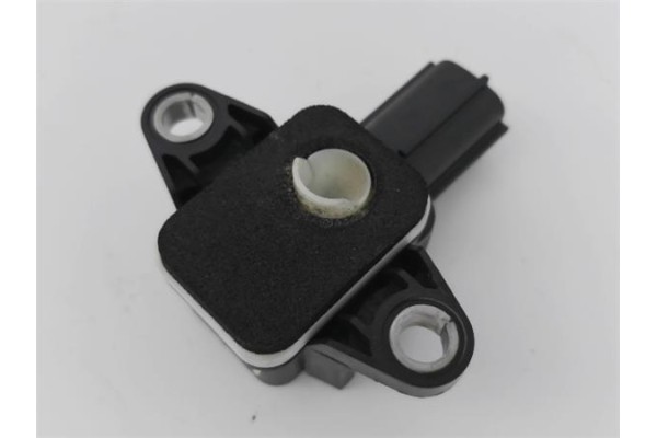 Recambio de sensor impacto para audi a3 sportback (8pa) 2.0 tdi ambiente referencia OEM IAM 8P0955557  