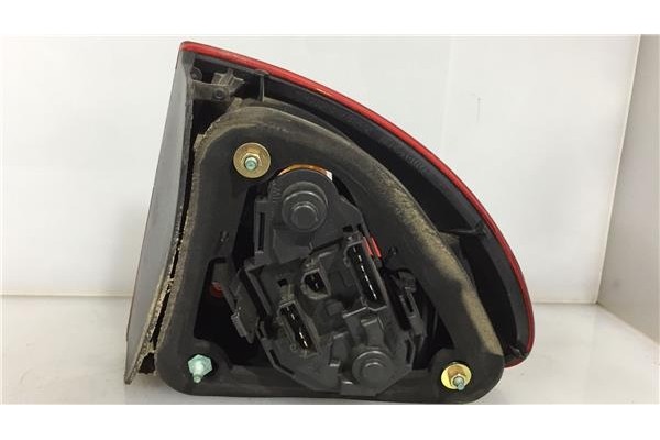Recambio de piloto trasero izquierdo para seat leon (1m1) 1.9 tdi referencia OEM IAM 1M6945258A  