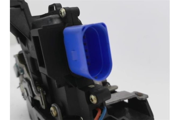 Recambio de cierre electromagnetico delantero izquierdo para volkswagen golf v (1k1) 1.6 referencia OEM IAM 3D1837015 3D1837015A