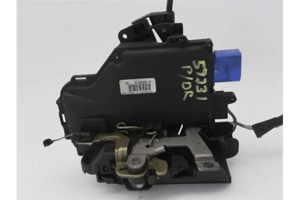 Recambio de cierre electromagnetico trasero derecho para volkswagen golf v (1k1) 1.6 referencia OEM IAM 7L0839016D  