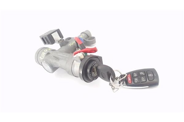 Recambio de llave para kia carnival 2.9 crdi referencia OEM IAM 819104D020 95420H1000 