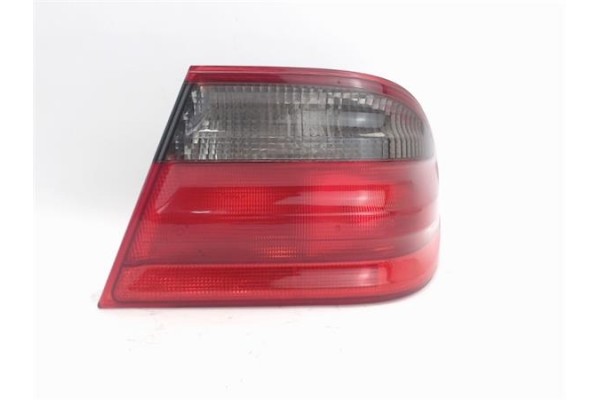 Recambio de piloto trasero derecho para mercedes-benz clase e (bm 210) berlina 2.6 240 (210.062) referencia OEM IAM 2108208264 3