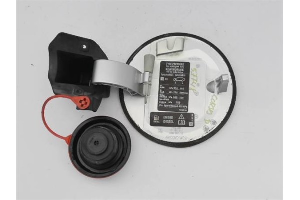 Recambio de tapa exterior combustible para opel corsa d 1.3 cdti referencia OEM IAM 13183307 44000102 