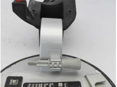 Recambio de tapa exterior combustible para opel corsa d 1.3 cdti referencia OEM IAM 13183307 44000102 