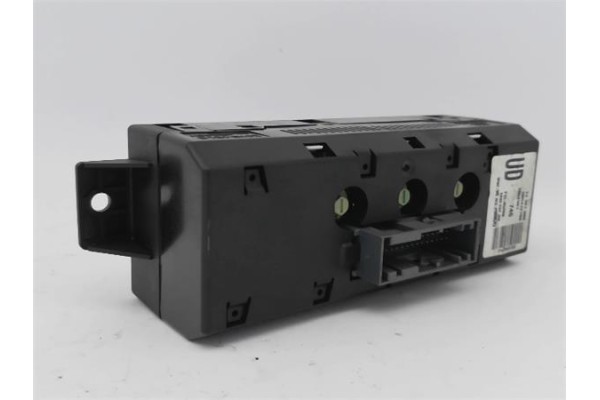 Recambio de display para opel corsa d 1.3 cdti referencia OEM IAM 6236522 565412769 