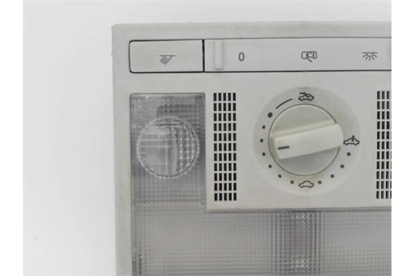 Recambio de luz delantero central techo para seat leon (1p1) 2.0 fr referencia OEM IAM 6Q0947106BY20  