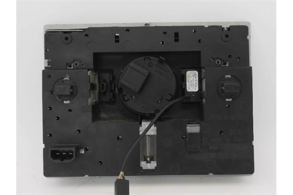Recambio de luz delantero central techo para seat leon (1p1) 2.0 fr referencia OEM IAM 6Q0947106BY20  
