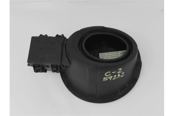 Recambio de tapa exterior combustible para citroen c2 1.1 referencia OEM IAM 9640039180  