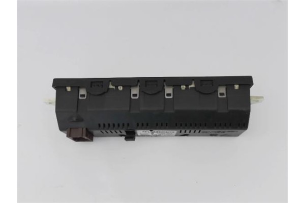 Recambio de pantalla para citroen c2 1.1 referencia OEM IAM 659353  