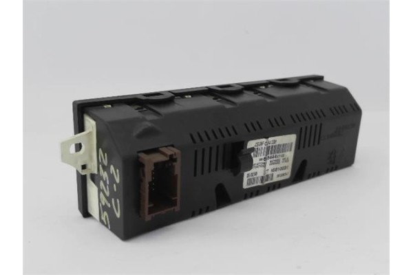 Recambio de pantalla para citroen c2 1.1 referencia OEM IAM 659353  