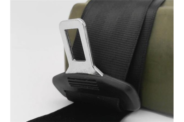 Recambio de cinturon seguridad trasero izquierdo para audi a3 sportback (8pa) 2.0 tdi ambiente referencia OEM IAM 8P0857805  