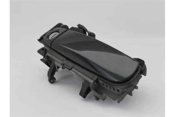 Recambio de maneta exterior delantero izquierda para audi a3 sportback (8pa) 2.0 tdi ambiente referencia OEM IAM 8E1837879  