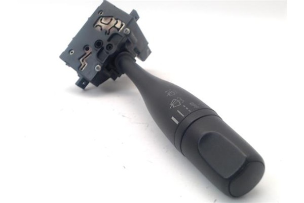 Recambio de mando limpiaparabrisas para nissan vanette cargo (hc23) 2.3 d referencia OEM IAM 252605F601  