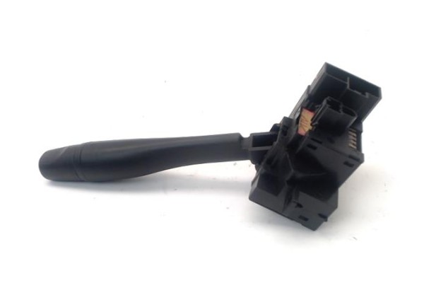 Recambio de mando limpiaparabrisas para nissan vanette cargo (hc23) 2.3 d referencia OEM IAM 252605F601  
