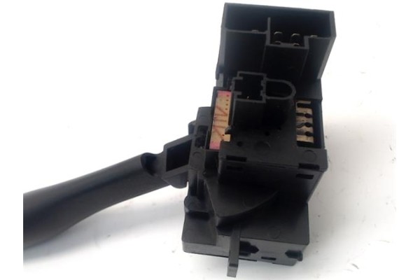 Recambio de mando limpiaparabrisas para nissan vanette cargo (hc23) 2.3 d referencia OEM IAM 252605F601  