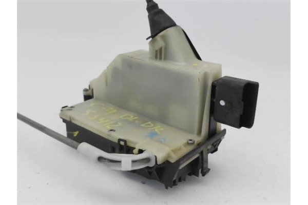 Recambio de cierre electromagnetico delantero derecho para citroen c4 berlina 1.6 exclusive referencia OEM IAM 9136GR  