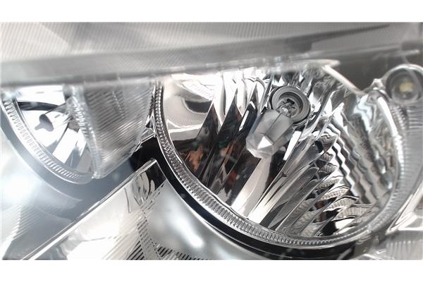 Recambio de faro delantero izquierdo para seat ibiza berlina (6j5) referencia OEM IAM   