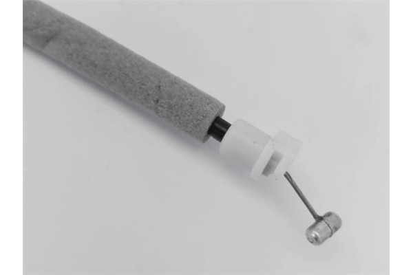 Recambio de cierre electromagnetico delantero derecho para citroen c4 berlina 1.6 exclusive referencia OEM IAM 9136GR  