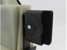 Recambio de cierre electromagnetico delantero derecho para citroen c4 berlina 1.6 exclusive referencia OEM IAM 9136GR  