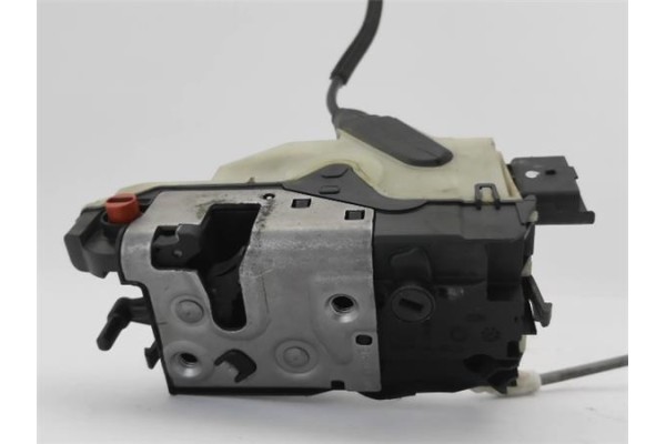 Recambio de cierre electromagnetico trasero izquierdo para citroen c4 berlina 1.6 exclusive referencia OEM IAM 9137W1  