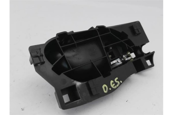 Recambio de manilla int. puerta delantero izquierda para citroen c4 berlina 1.6 exclusive referencia OEM IAM 9143T8 9660525480 