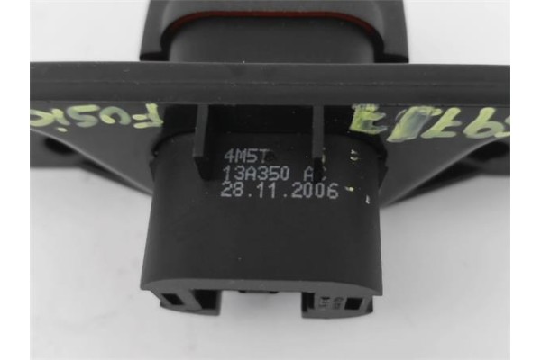 Recambio de interruptor luces emergencia para ford fusion (cbk) 1.4 tdci referencia OEM IAM 1335876  