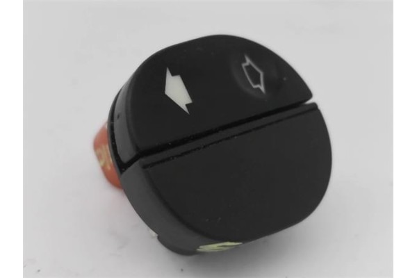 Recambio de mando elevalunas delantero derecho para ford fusion (cbk) 1.4 tdci referencia OEM IAM 1107243  