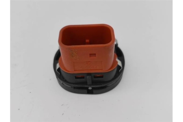 Recambio de mando elevalunas delantero derecho para ford fusion (cbk) 1.4 tdci referencia OEM IAM 1107243  
