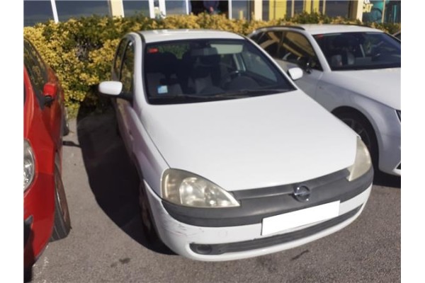 opel corsa c del año 2001